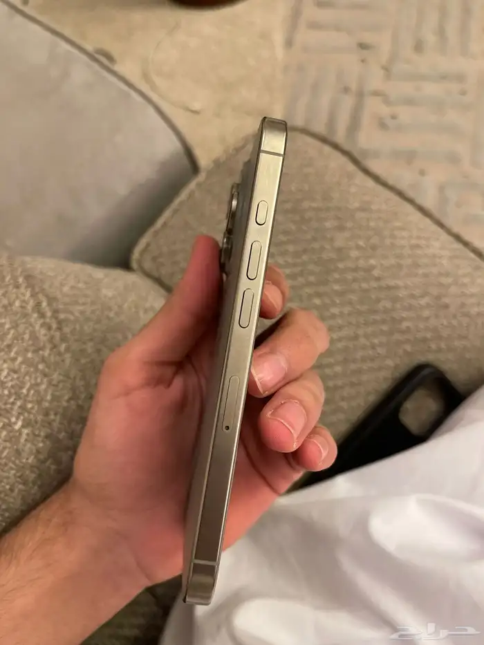 ايفون 16 pro 4