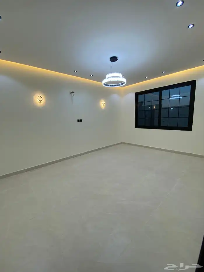 فيلا روف ارضي للبيع حي الصفا 8