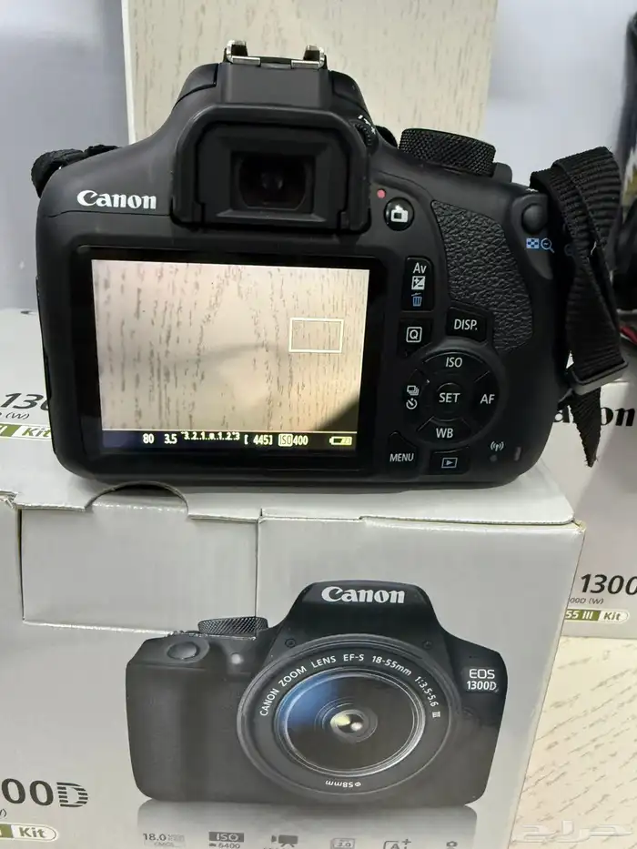 كاميرتان احترافيتان من نوع  Canon EOS 1300D 3