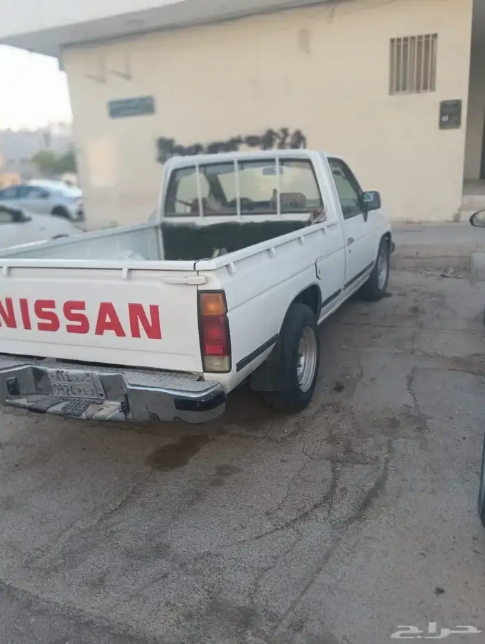 نيسان ديتسون موديل 93 5