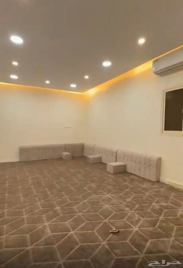 شقة عزاب للايجار حفر الباطن 0