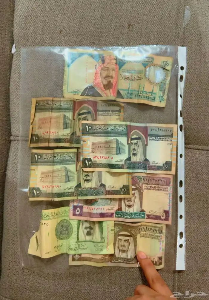 للبيع عمله 0