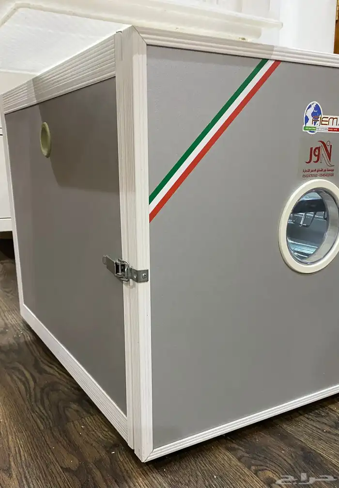 فقاسة ماركة فيم FIEM الإيطالية العالمية 1