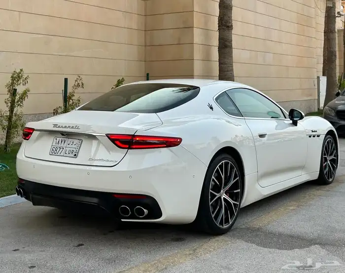 مازيراتي GranTurismo 2024 على الضمان 3