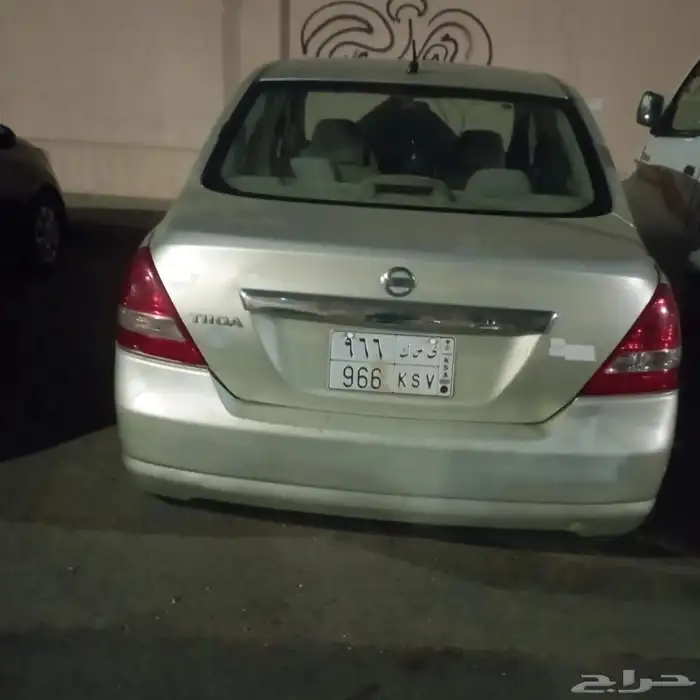 Nissan TIIDA 1