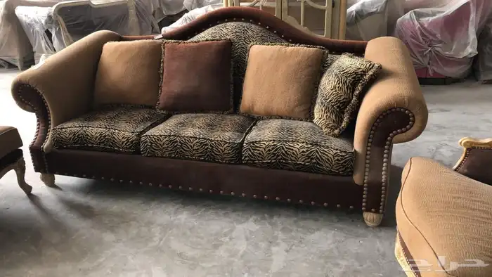 اطقم كنب بحالة جديدة 9