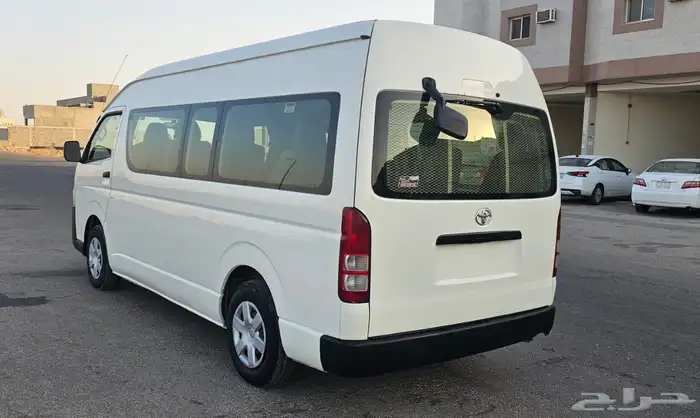 تويوتا باص هايس ركاب 2017 ديزل 4