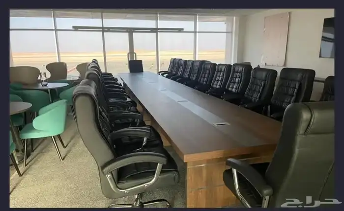 تاجير كراسي مكتبيه و طاولات اجتماعات 0