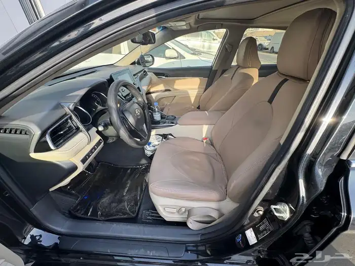 كامري جي ال اي هايبرد 2023 8