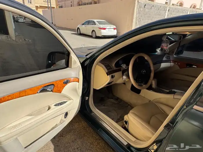 مرسيدس E200 2006 14