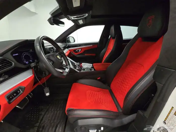 Lamborghini Urus 2022 5