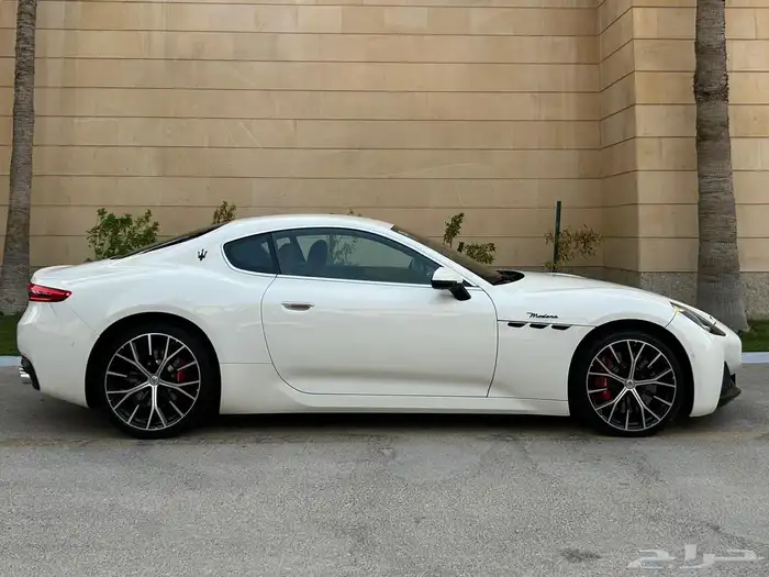 مازيراتي GranTurismo 2024 على الضمان 2