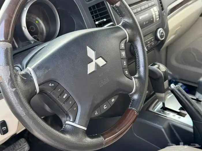 ميتسوبيشي باجيرو 2014 فل كامل 11