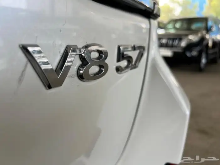 لاندكروزر نصيف سعودي 2016 VX.R 8