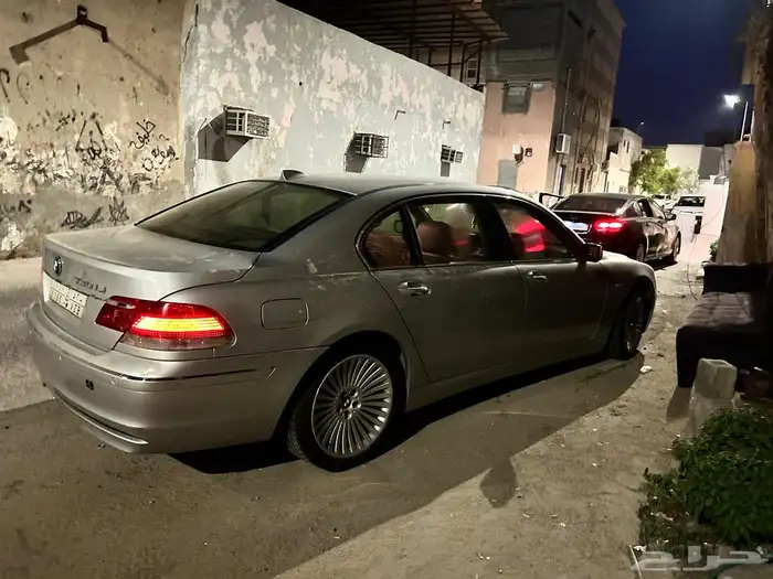 بي ام دبليو الفئه السابعه 2