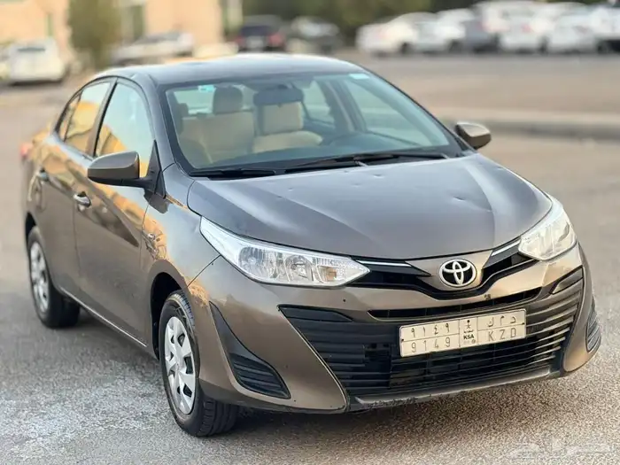 تويوتا يارس 2019 نضيف 4