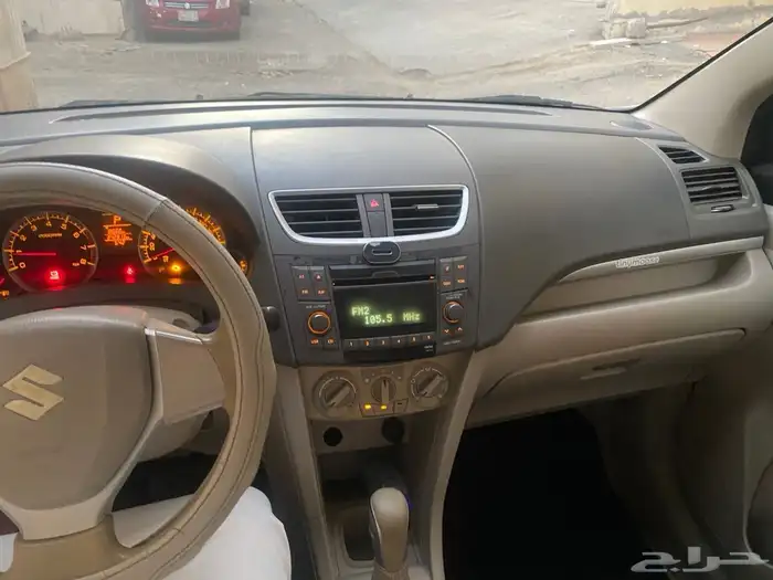 للبيع سوزوكي أرتيجا 2015 9
