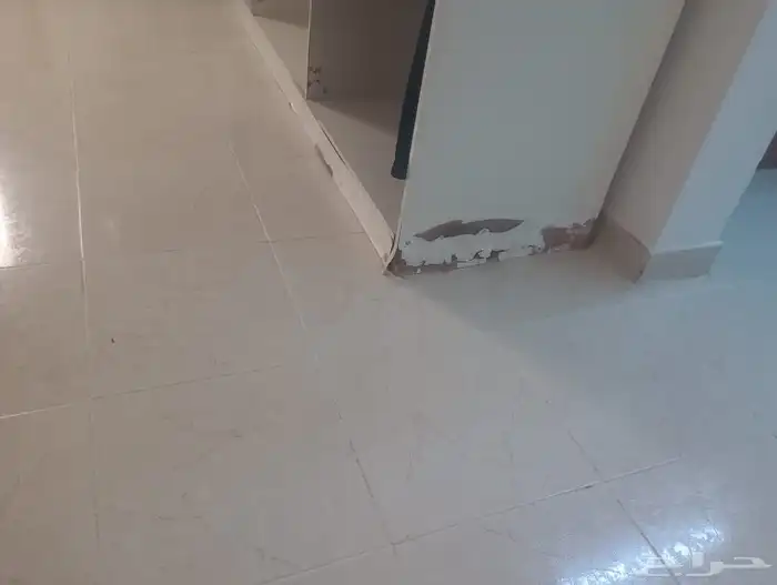 سرير دولاب بحاله جيده. السرير مفكوك الدولاب الابوب مفتحه 2