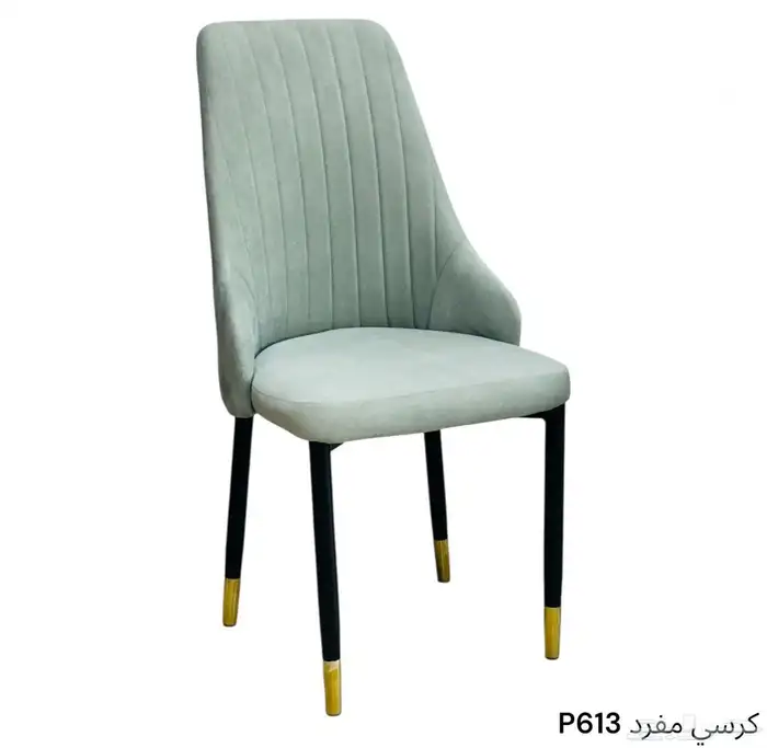 طاولات وكراسي بأشكال جديدة 0