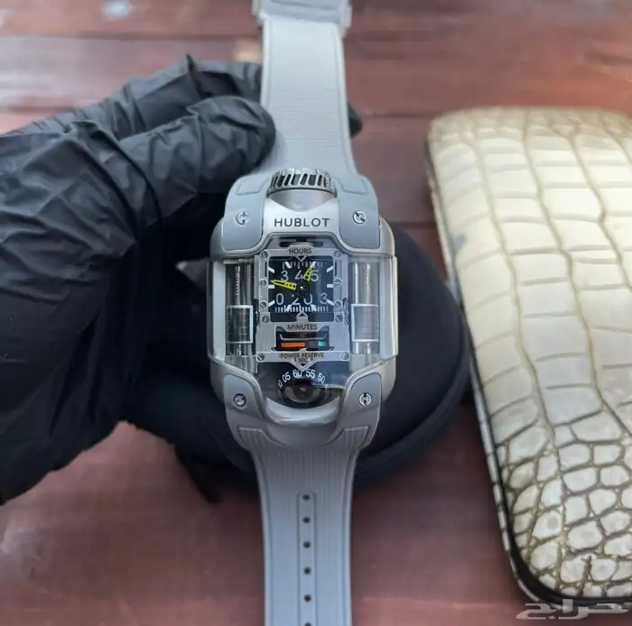 ساعة هوبلت الاصدار الجديد 8