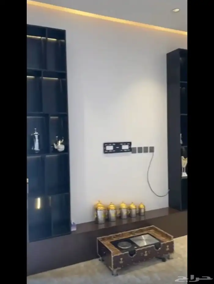 للبيع فيلا مؤثثه بالكامل حي السلام 1