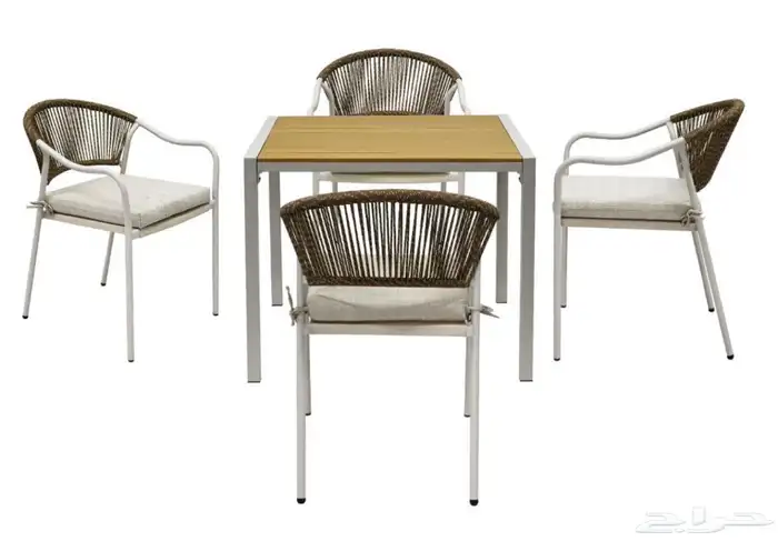 طاولات وكراسي بأشكال جديدة 4