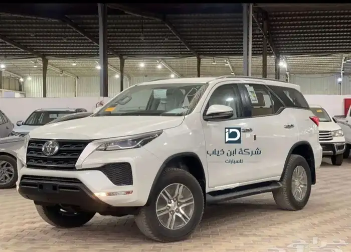 تويوتا فورتشينر بنزين دبل GX2 موديل 2025 0