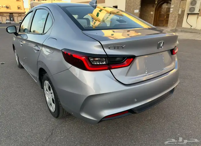 هوندا سيتي 2024 شبه أصفار 5