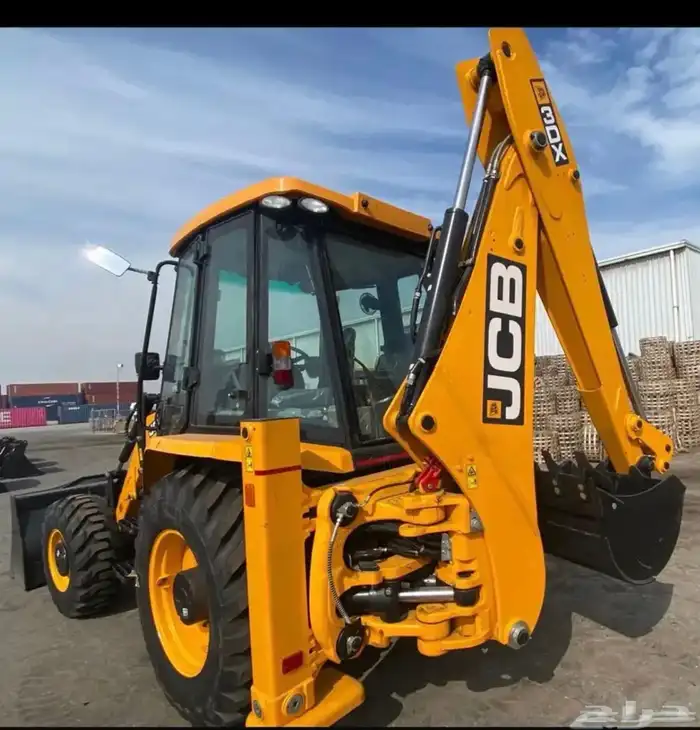 عرجاء جئ سي بي 2025 للإيجار 0