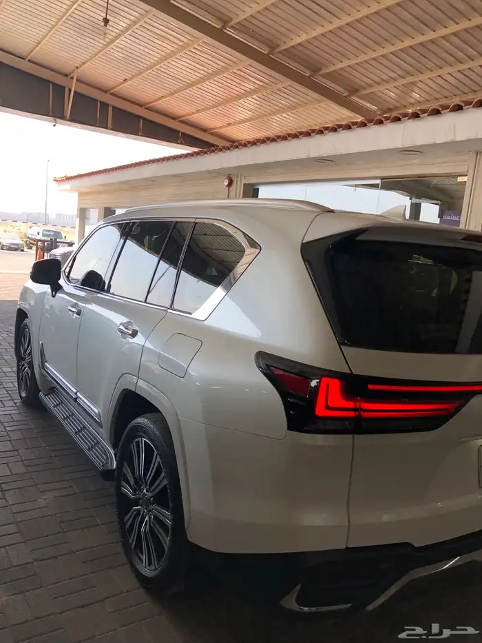 لكزس 2024 فل كامل LX600 شرط الفحص 5