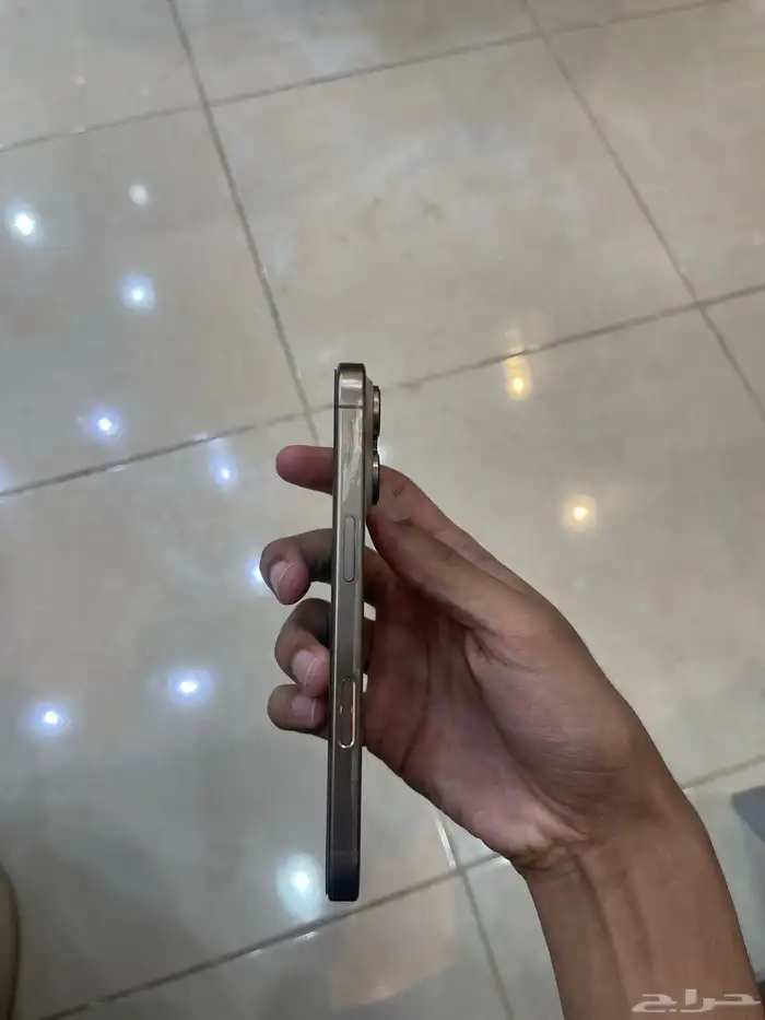 جوال ايفون 16 pro 4