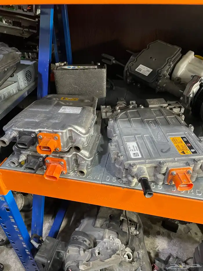 قطع غيار مستورد رنج روفر بجميع فئاتها مع الضمان 26