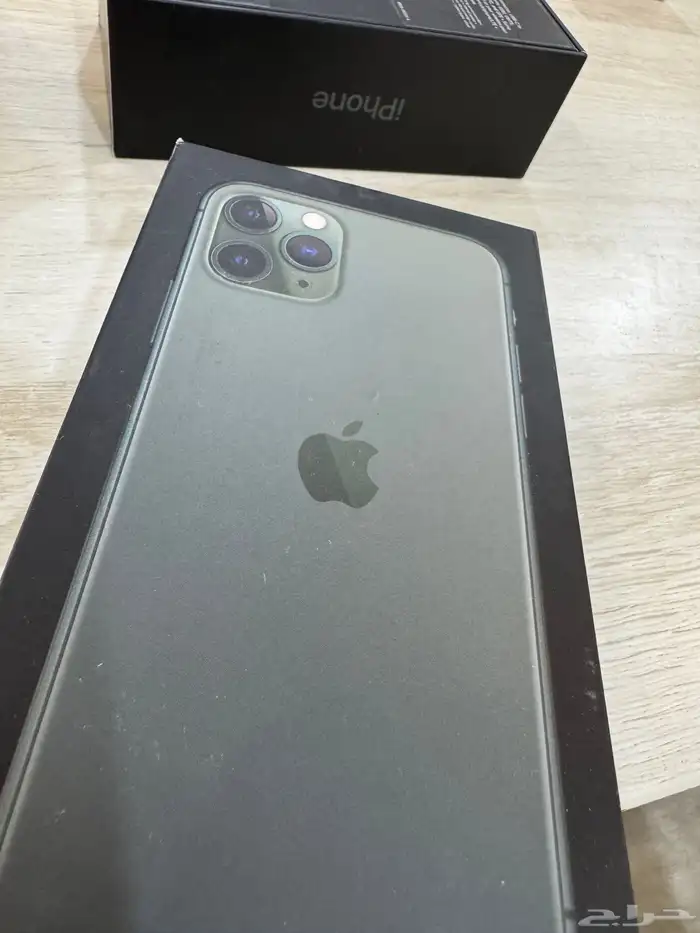 علب بوكسات اجهزة الآيفون وسامسونج وايباد 18