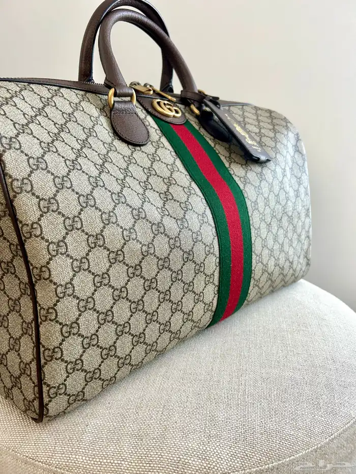 شنطة سفر قوتشي ماستر 5