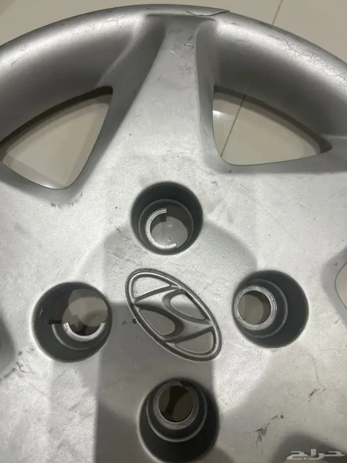 طيس النترا 2005 اصليه 3 حبات فيه بعض الملاحظات 2