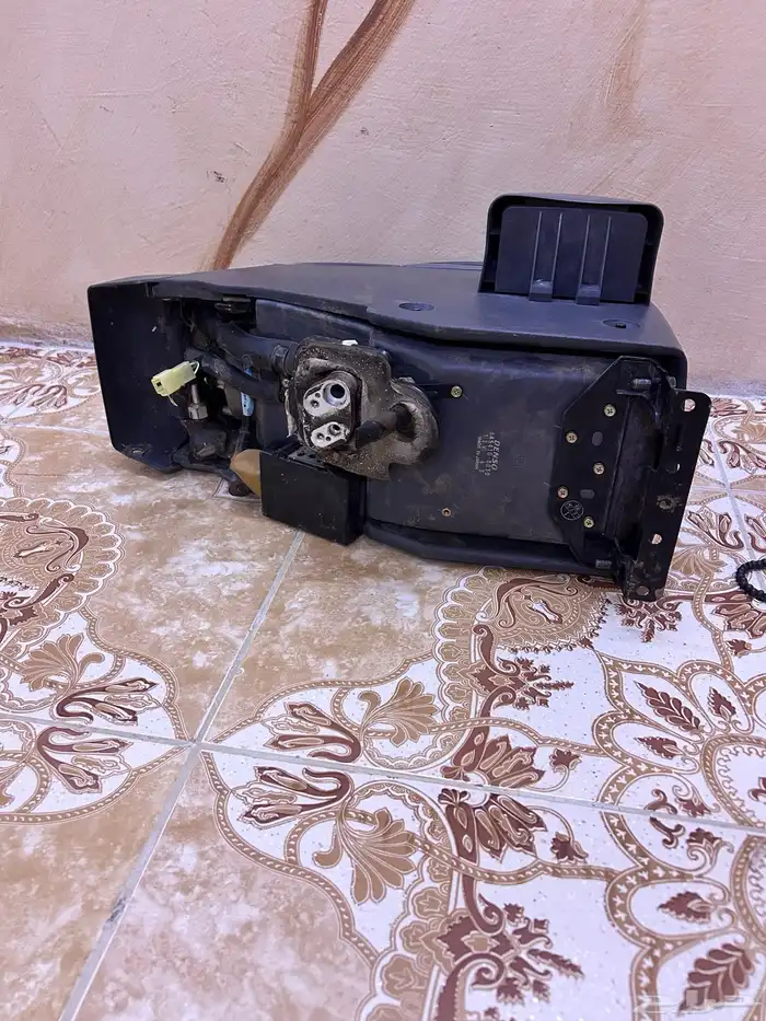 قطع لاند كروزر 5