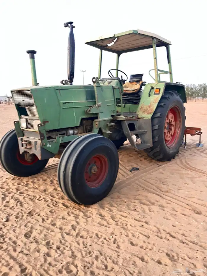 لبيع حراثه فنت 306 مع البكت ومخراش 7