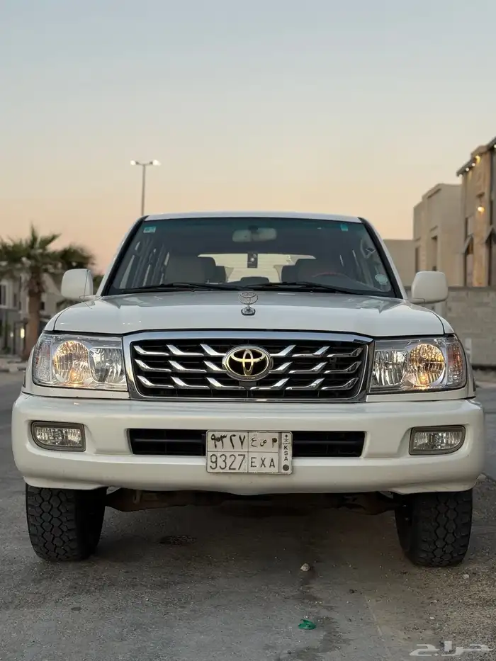 لاندكروزر GXR جكسار قير عادي اساس فل 2006 بريمي 16