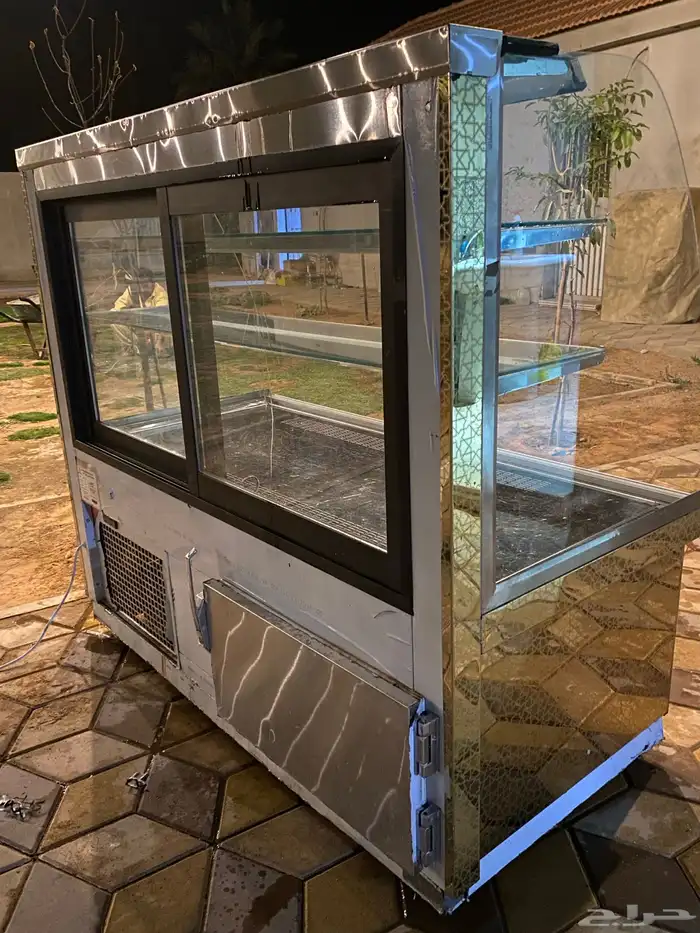 ثلاجة عرض كيك حلويات 2