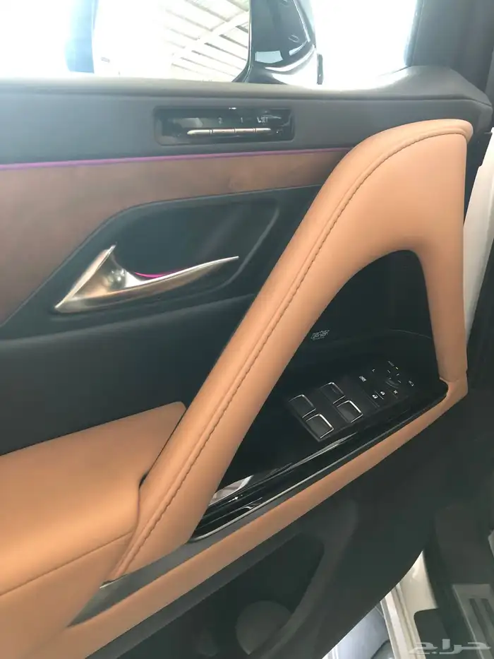 لكزس 2024 فل كامل LX600 شرط الفحص 7