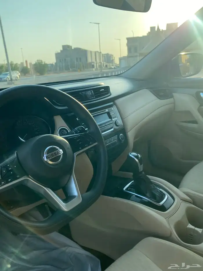 اكس تريل 2022 17