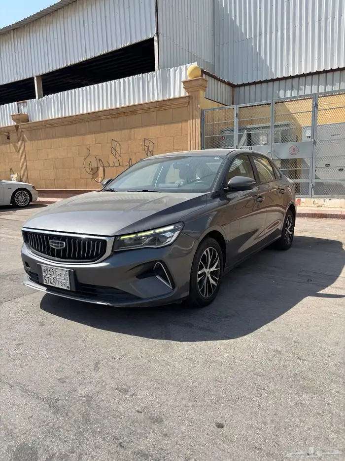 جيلي ام جراند 2023 1