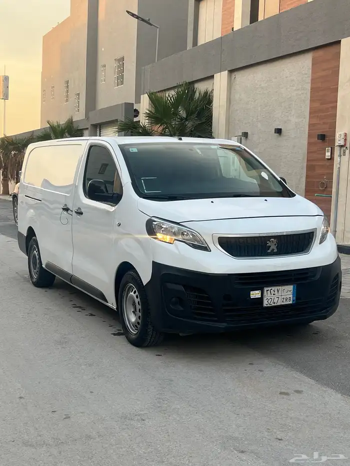 بيجو اكسبريت 2020 6