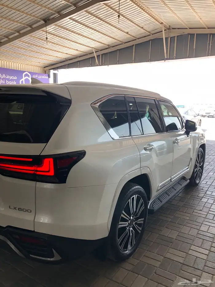 لكزس 2024 فل كامل LX600 شرط الفحص 4