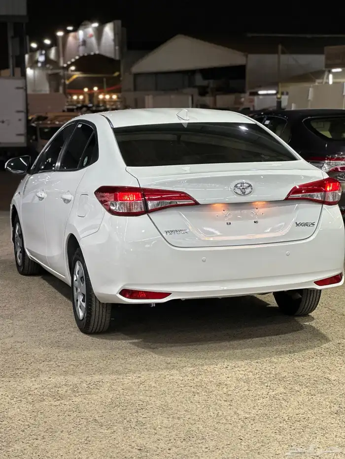 تويوتا يارس 2022 فل وكالة 1