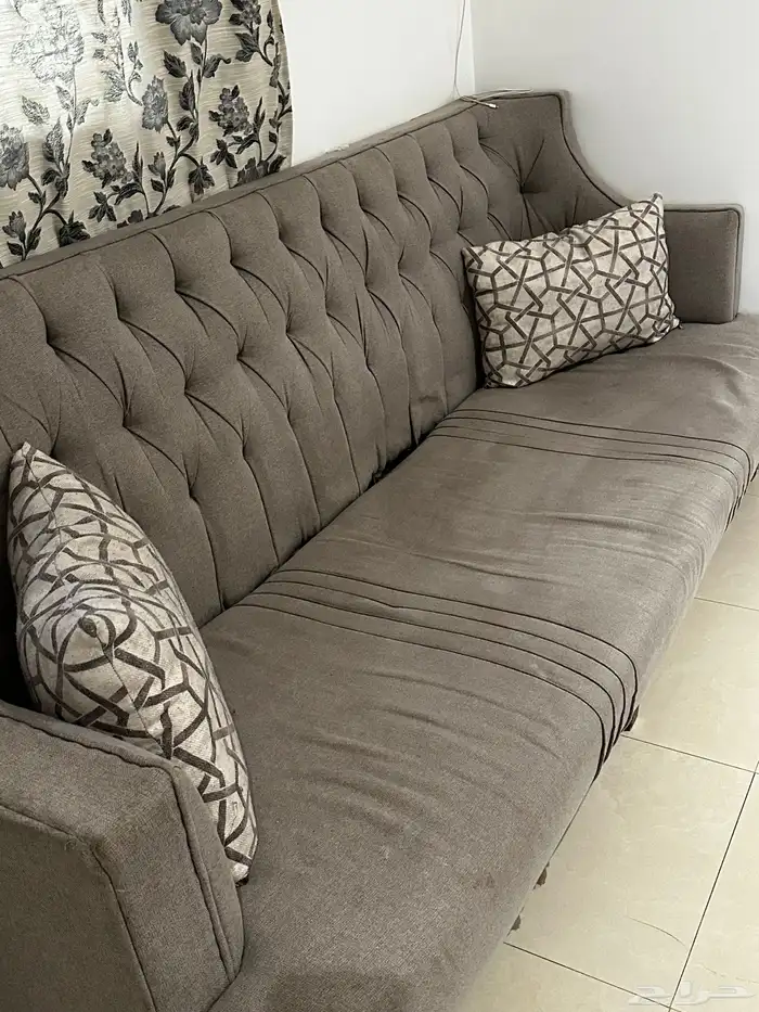 كنب 2 كبار و2 كراسي 0