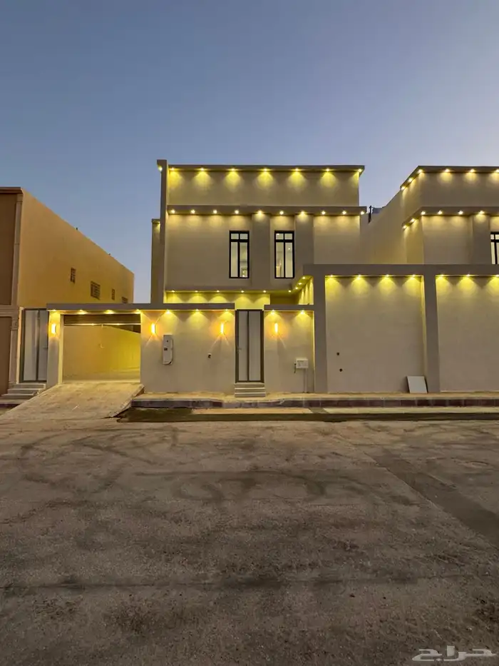 للبيع فيلا درج داخلي بالمجمعة 0