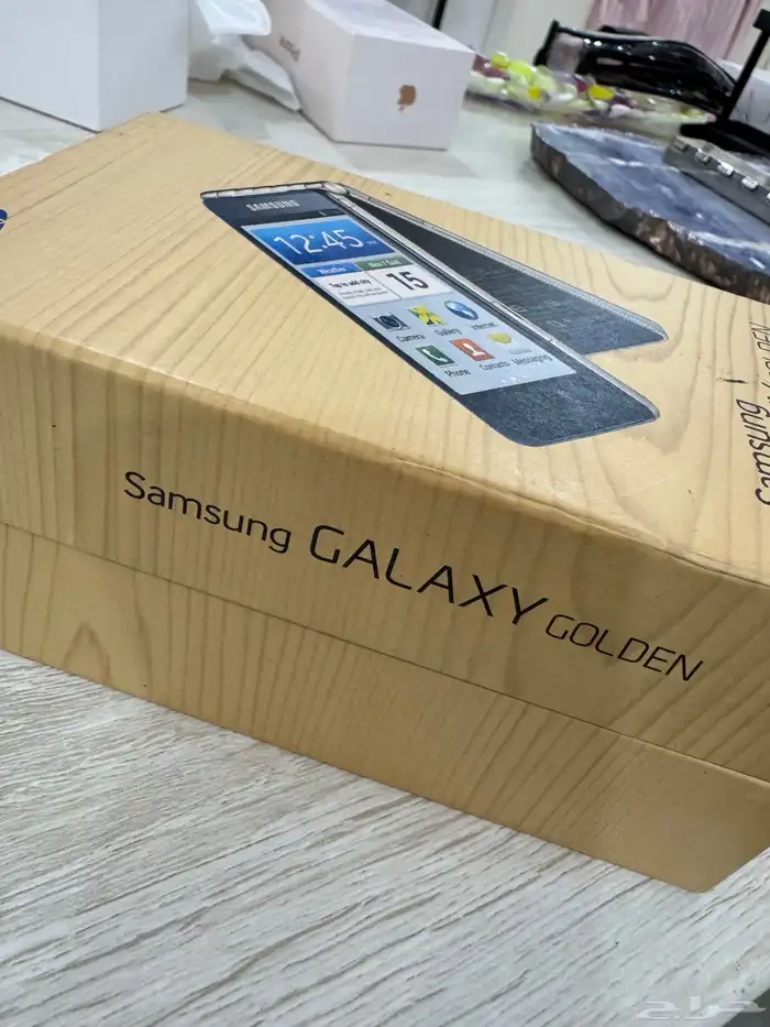 علب بوكسات اجهزة الآيفون وسامسونج وايباد 17