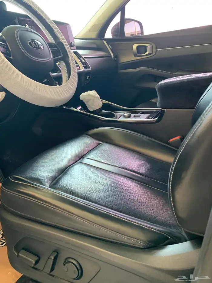 كيا سورنتو ديزل فل كامل موديل 2021 ديزل 15