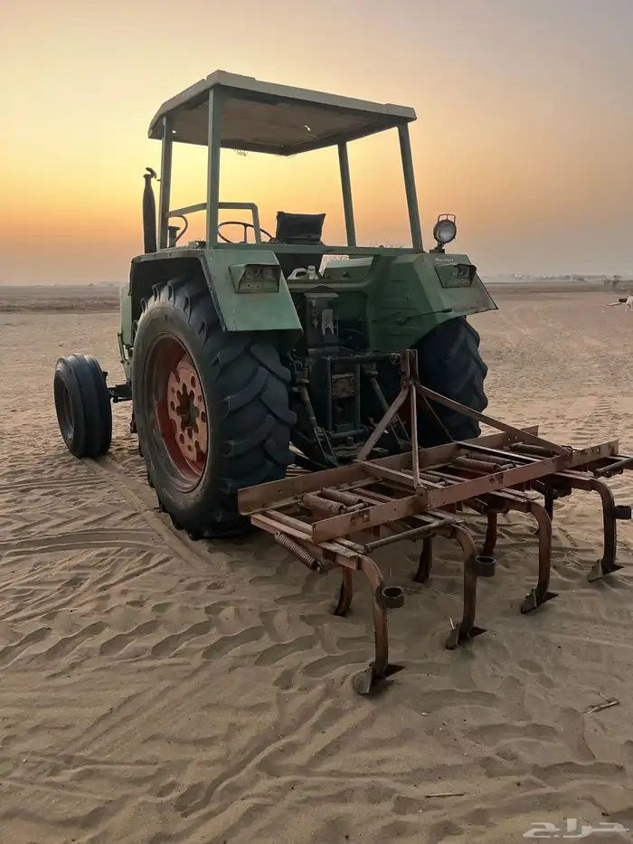 لبيع حراثه فنت 306 مع البكت ومخراش 5